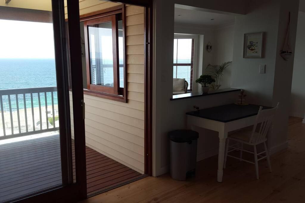 18 Steps - Seaside Cottage With Breathtaking Views Ciudad del Cabo Exterior foto